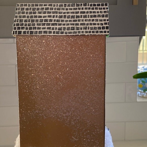 George and Viv Holiday Village Anthropologie Store - Picture 8 of 9